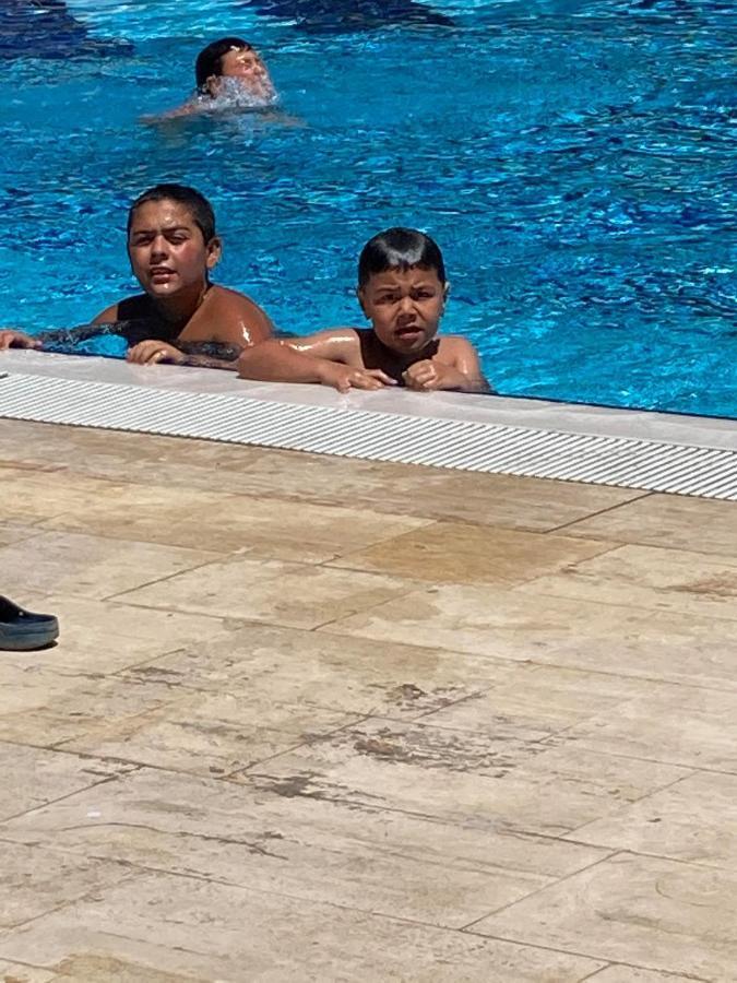 Palm Club Apart Otel Kusadası Esterno foto