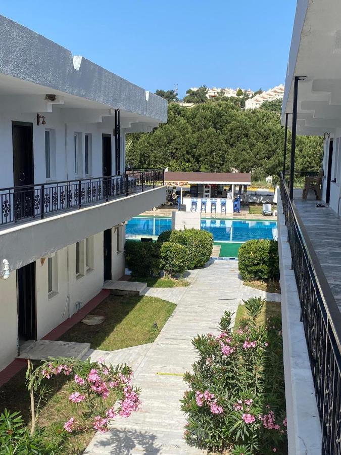 Palm Club Apart Otel Kusadası Esterno foto