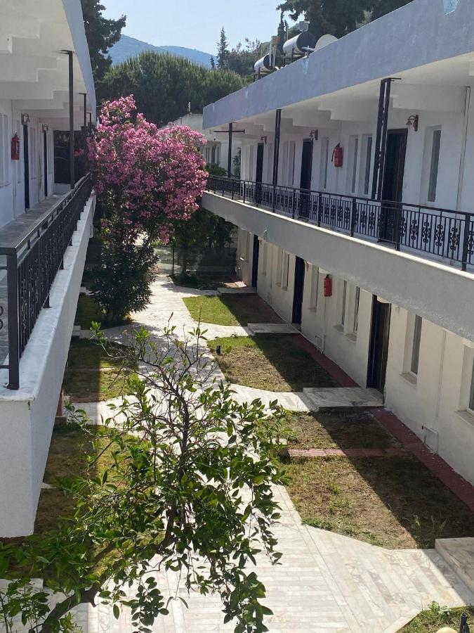 Palm Club Apart Otel Kusadası Esterno foto