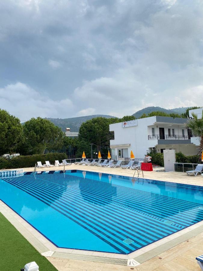 Palm Club Apart Otel Kusadası Esterno foto
