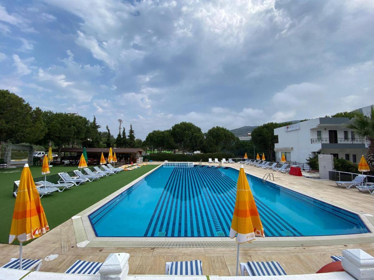 Palm Club Apart Otel Kusadası Esterno foto