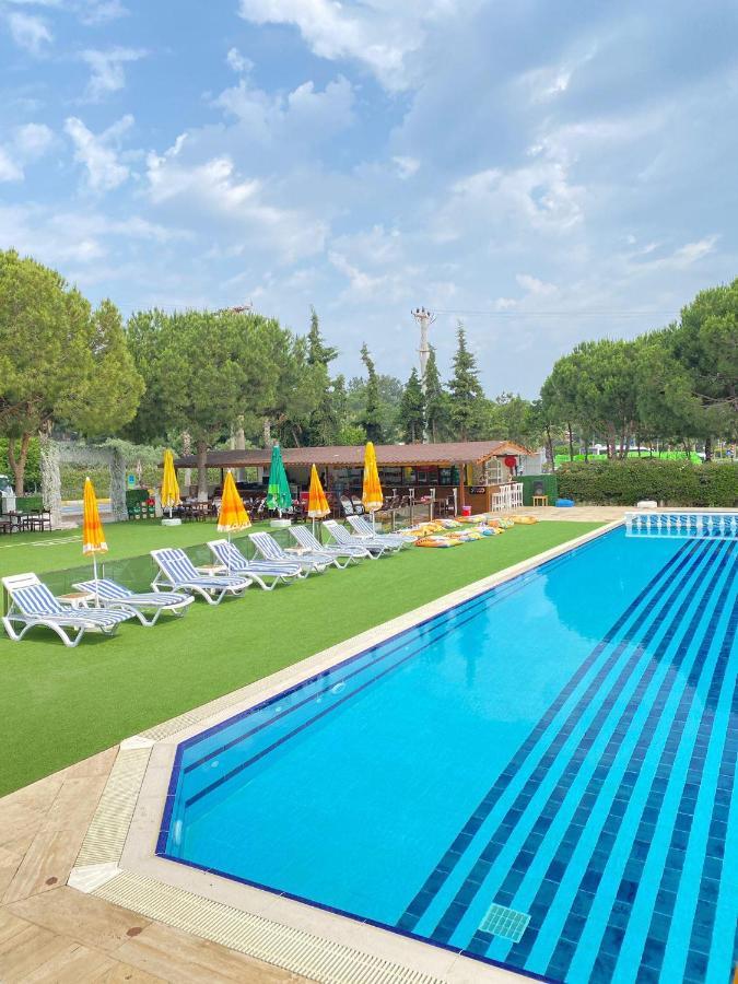 Palm Club Apart Otel Kusadası Esterno foto